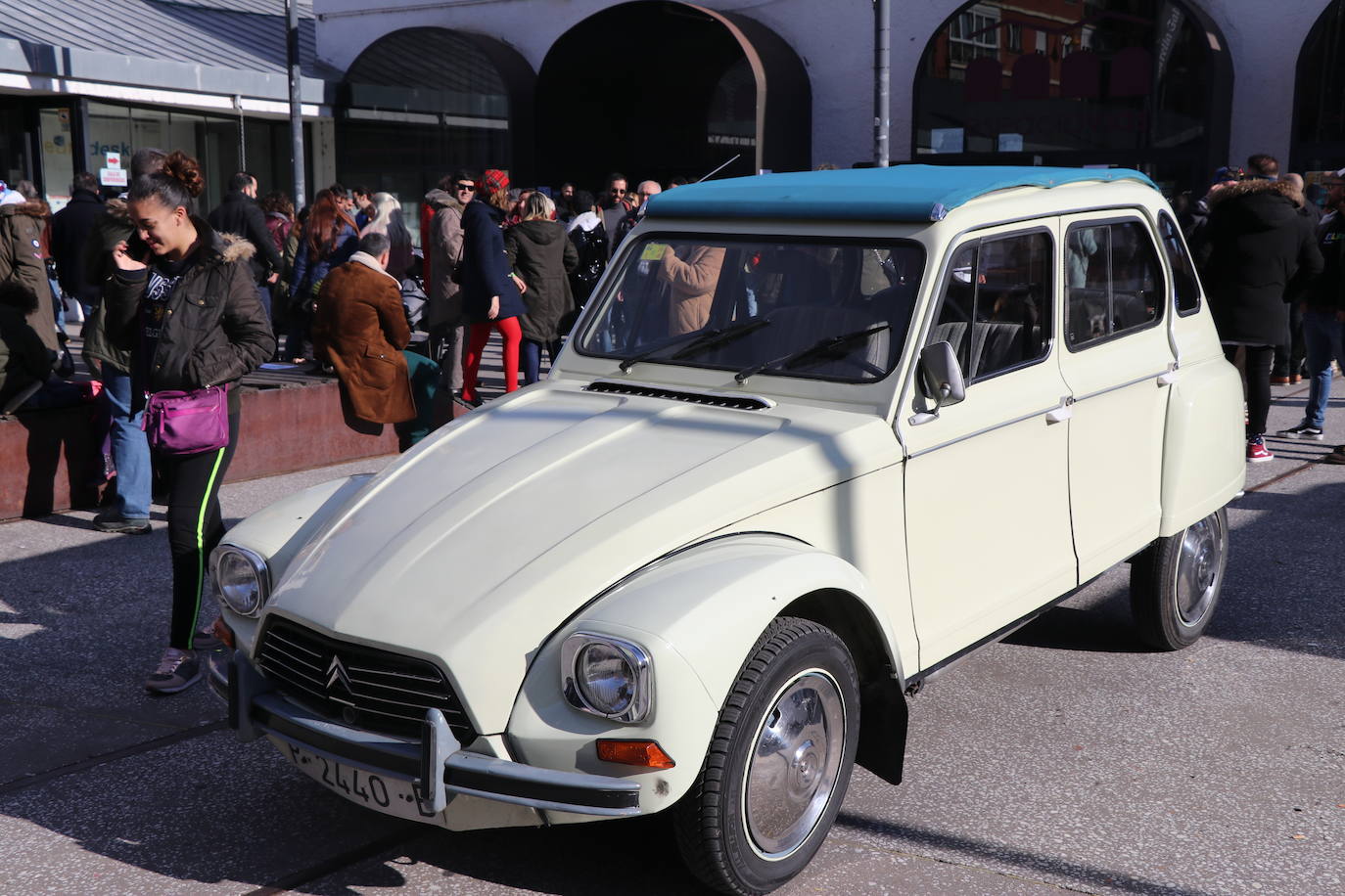 Fotos Scooters y Lambrettas toman el Espacio Vías